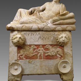 null - An urn in travertine painted with stucco di arnth cai cutus
