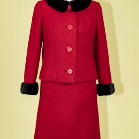 null - Red shetland wool jacket and skirt