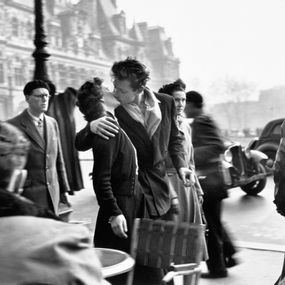 Robert Doisneau - Le baiser de l’Hôtel de Ville, Paris