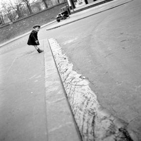 Robert Doisneau - Caniveau en crue, Paris