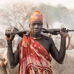 null - Hirte des Mundari-Stammes im Südsudan
