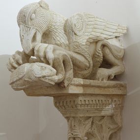 null - Griffin of the Cathedral of San Sabino di Bari (Reproduction)