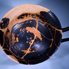 null - Kylix with black paint from the brettian necropolis of Contrada Moio