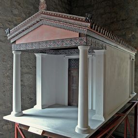 null - Maßstabsgetreues Modell des in La Stazza gefundenen Tempels