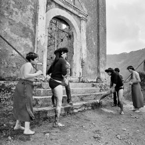 [object Object] -  From the series' Religious holidays in Southern Italy. Holy week: the vattjenti ', Nocera Terinese