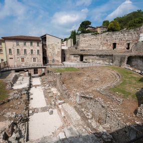 null - Roman theatre