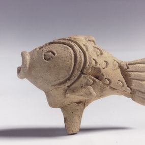 null - fish-shaped spout
