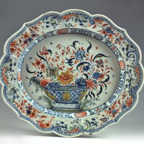 null - Grande piatto ovale decorato con cesta di fiori