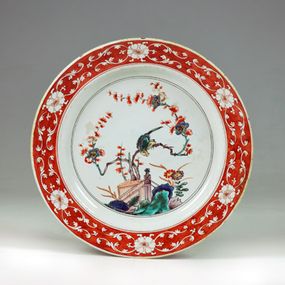 null - Round plate with central motif in Kakiemon style