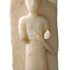 null - Stele depicting a man with a dagger