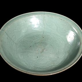 null - Large celadon plate