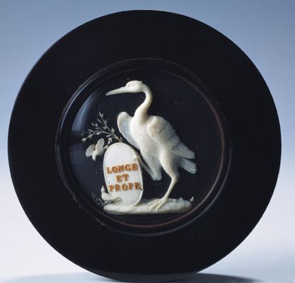 Snuffbox with allegory of Friendship