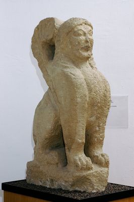 Sphinx in nenfro
