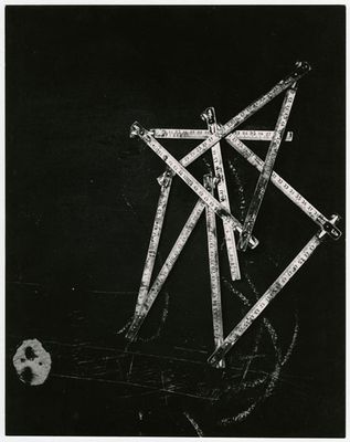 Paolo Monti - Composizione col metro metallico