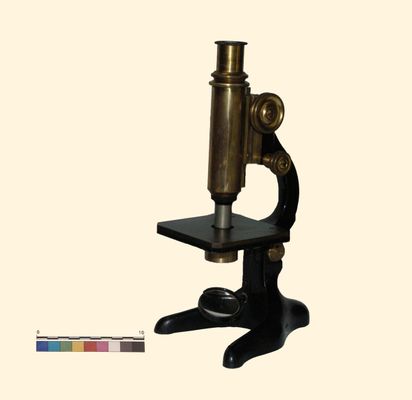 Microscopio monoculare