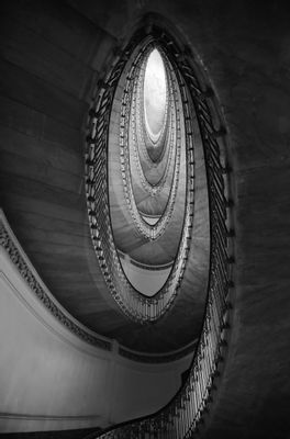 Alex Trusty - Helical staircase of Palazzo Mannajuolo