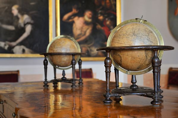 Gilles Robert de Vaugondy - terrestrial globe