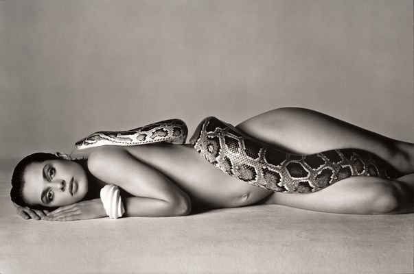 Richard Avedon - Nastassja Kinski with the serpent