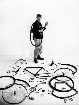 Robert Doisneau - Tati's bike