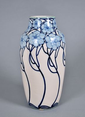 Galileo Chini - Vase avec des fleurs