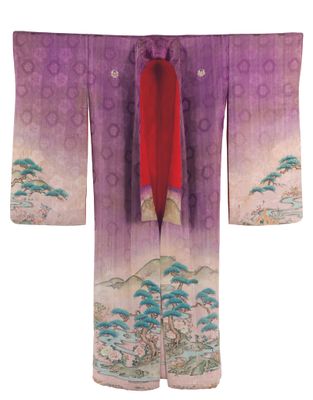 Formal kimono for single woman