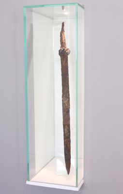 Scramasax, Lombard sword