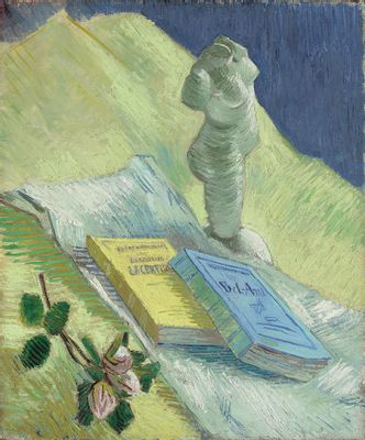 Vincent Van Gogh - Still life with plaster statuette and books