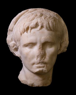 Portrait of Augustus capite veiled