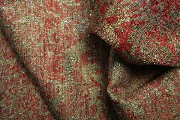 Jacquard fabric with ogival mesh design