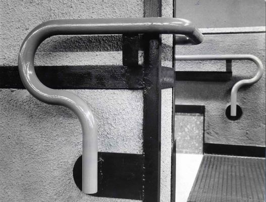 Franco Albini - Milanese underground handrail