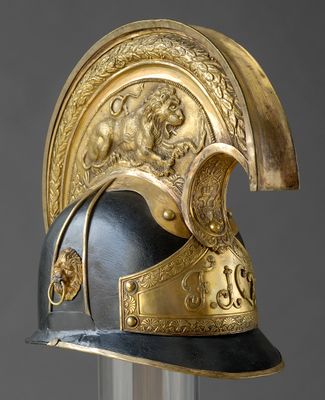 Model helmet for the officers of the Este Dragons