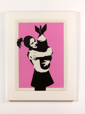Banksy - Bomb Love (Bombe Hugger)