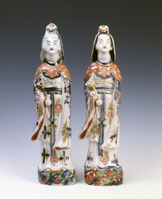 coppia di sculture femminili portaincenso