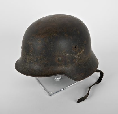 German helmet M40 Luftwaffe