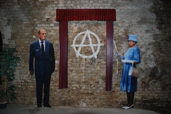 Banksy - Anarchist Royal Family