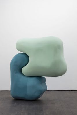 Nairy Baghramian - Bleib Downer