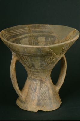 Hourglass vase
