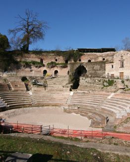 Théâtre romain de Teanum Sidicinum
