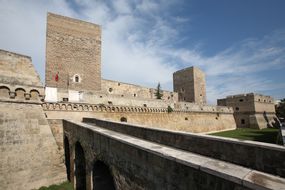 Castillo de Suabia de Bari