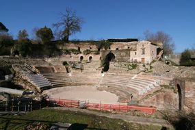 Teatro romano di Teanum Sidicinum