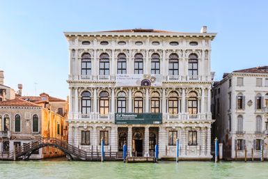 Ca 'Rezzonico - Museum of the Venetian eighteenth century