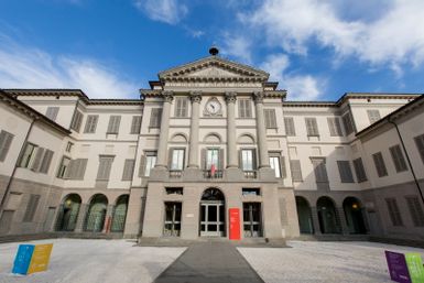 Carrara Academy