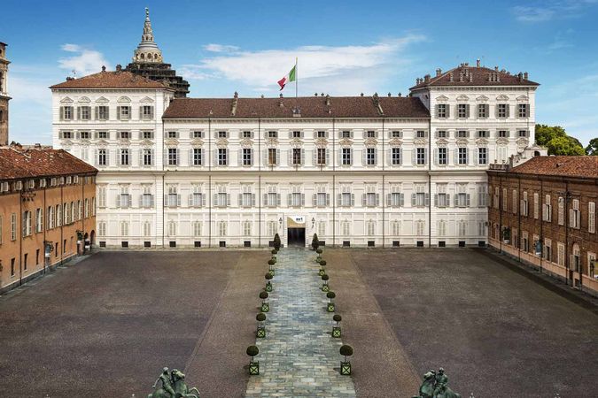 Palazzo-Reale-ingresso