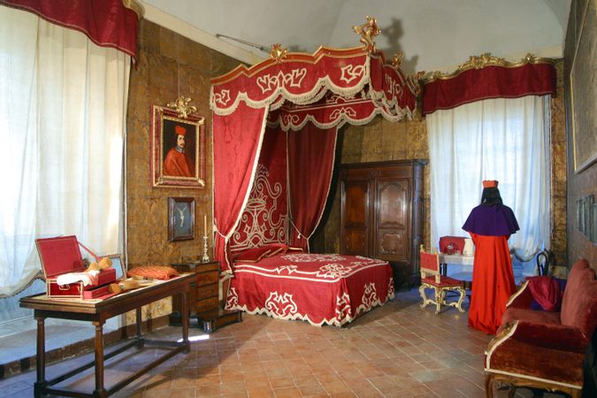 Palazzo Chigi, Camera Rossa