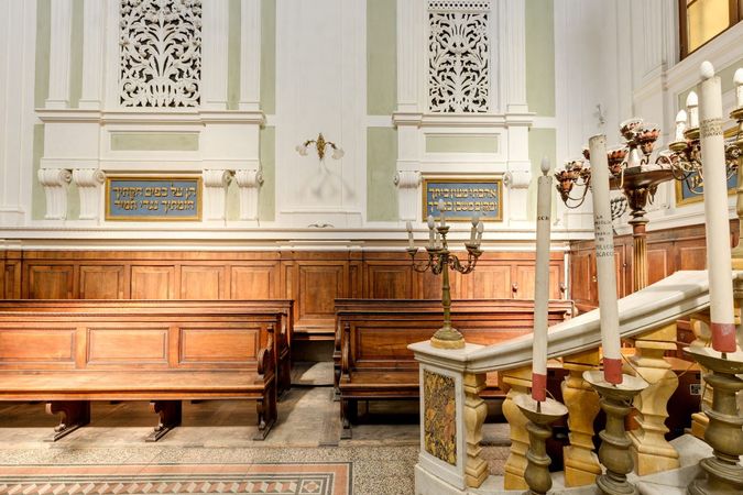 Sinagoga - interno 1.jpg