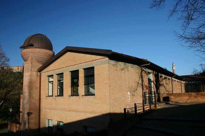 Osservatorio astronomico_esterno_sede dell_attuale dipartimento di Fisica.tif