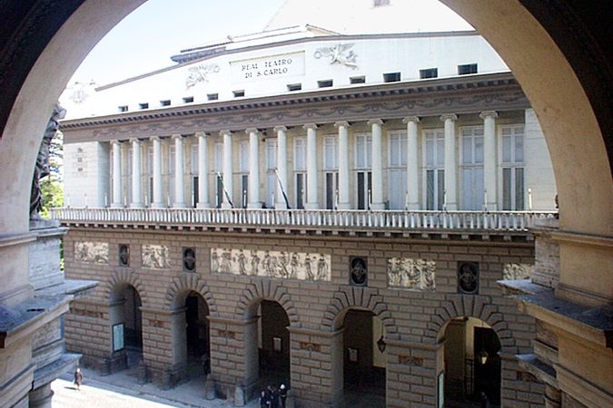 Teatro di San Carlo 700.JPG